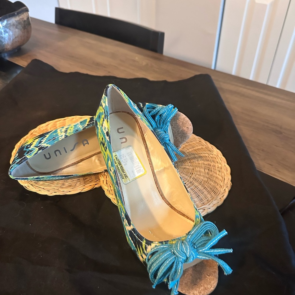 Unisa Turquoise and Gold Flats with Bow Detail